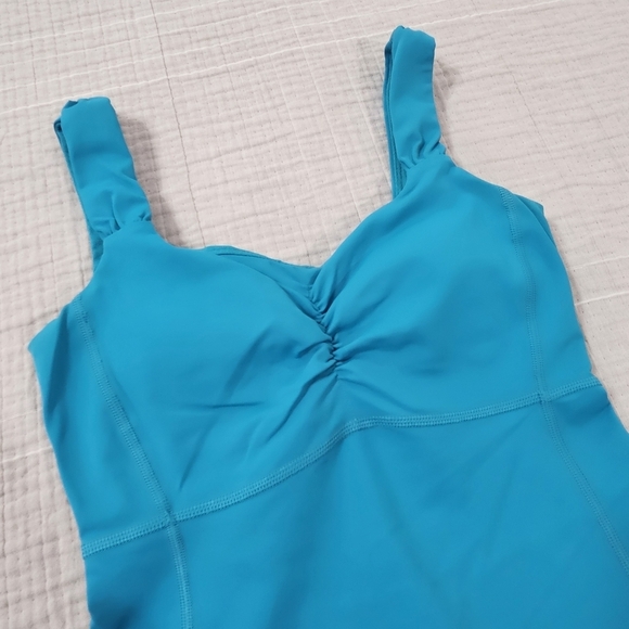LULULEMON Light Blue Surge Aria II Ruched Tank Top Size 2 - Picture 3 of 9